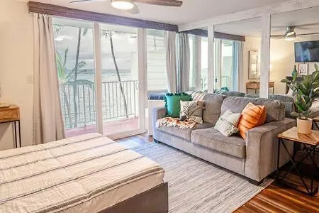 Beachfront Condo With Ac Laie